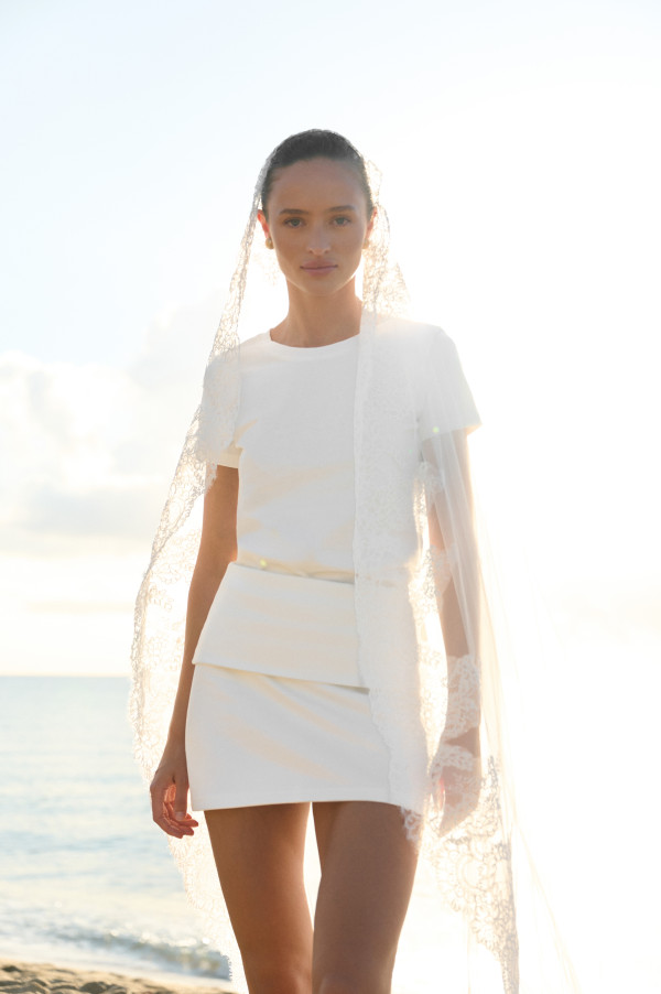 ФУТБОЛКА BRIDAL | MILK