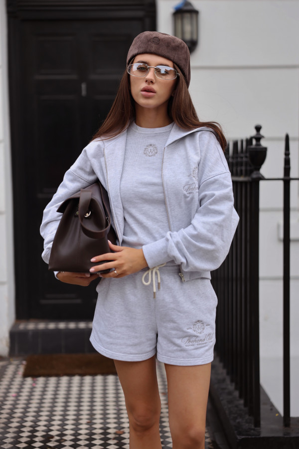 КОСТЮМ 3-ка WEEKEND CLUB Grey