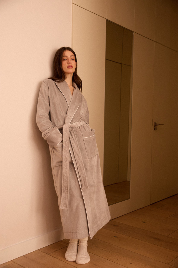 ХАЛАТ WEEKEND CLUB Grey