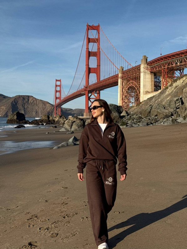 УТЕПЛЕНИЙ КОСТЮМ WEEKEND CLUB Brown