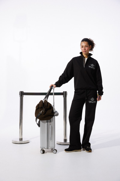 УТЕПЛЕНИЙ КОСТЮМ WEEKEND CLUB Black